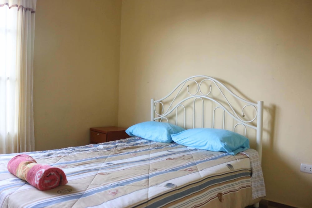 Standard Double Room, 1 Queen Bed, Shared Bathroom, City View photo 1