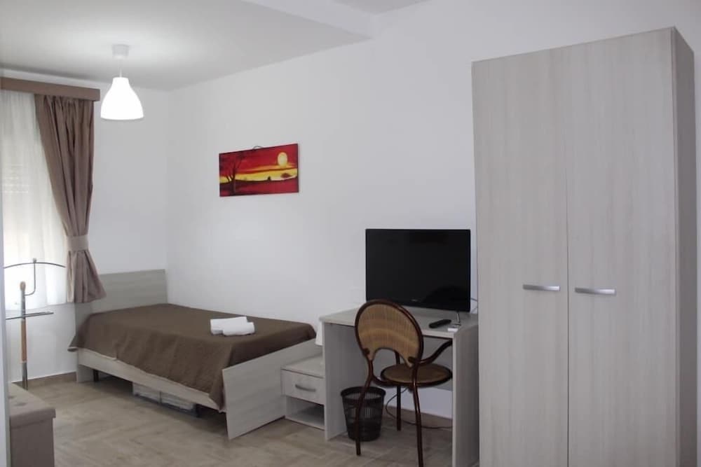 Quadruple Room, Non Smoking photo 3