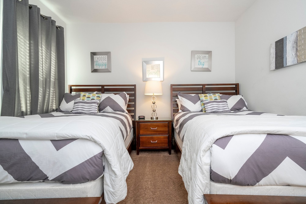 Enchanting Encore Escape 8BR Oase Nær Disney Magi, Billede 15