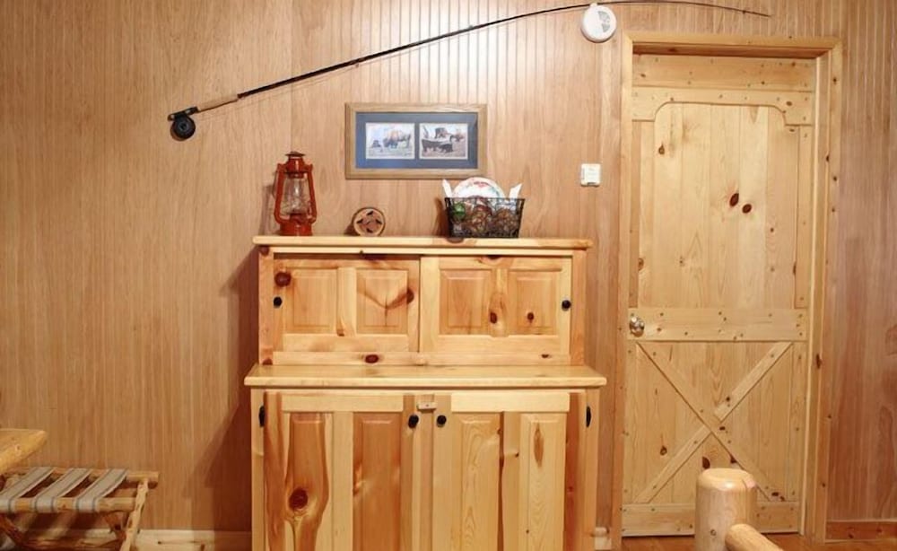 Signature Cabin, Non Smoking, Private Bathroom photo 2