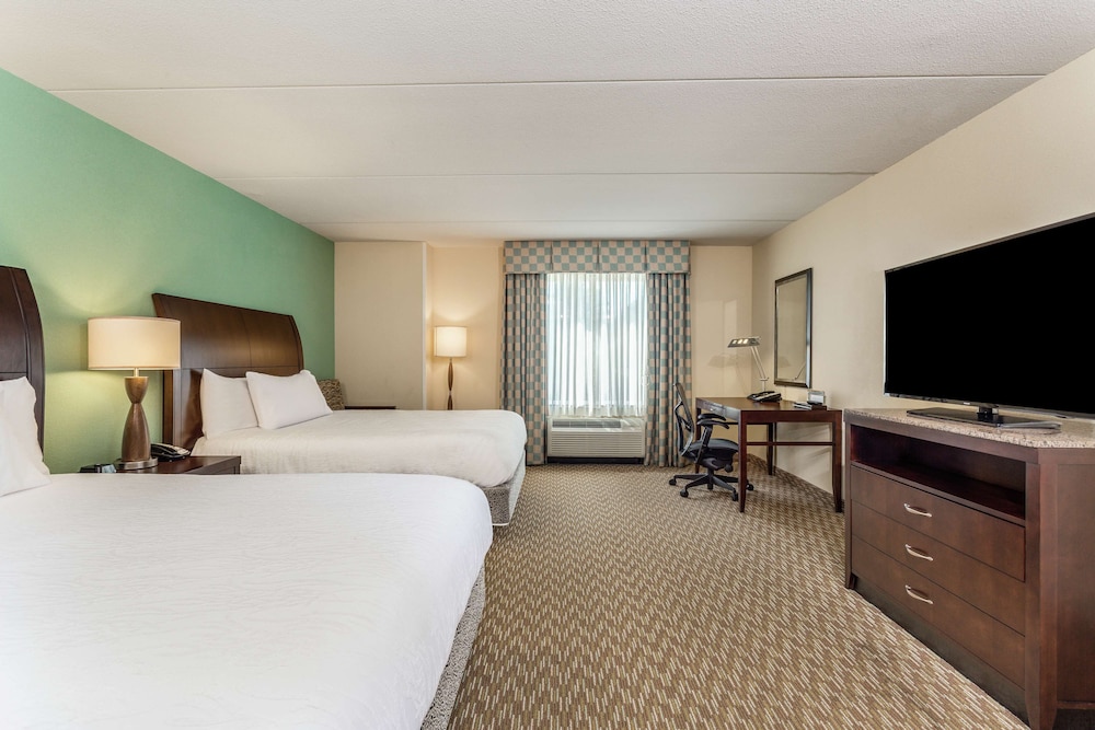 Room, 2 Queen Beds, Accessible, Non Smoking - Photo 3