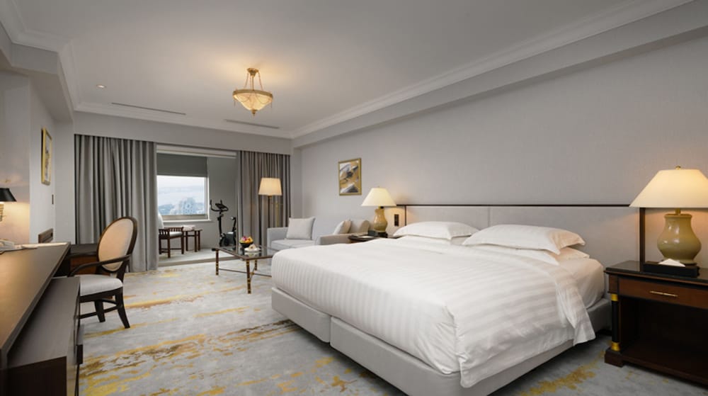 Premium Room with Harbour View - Photo 1