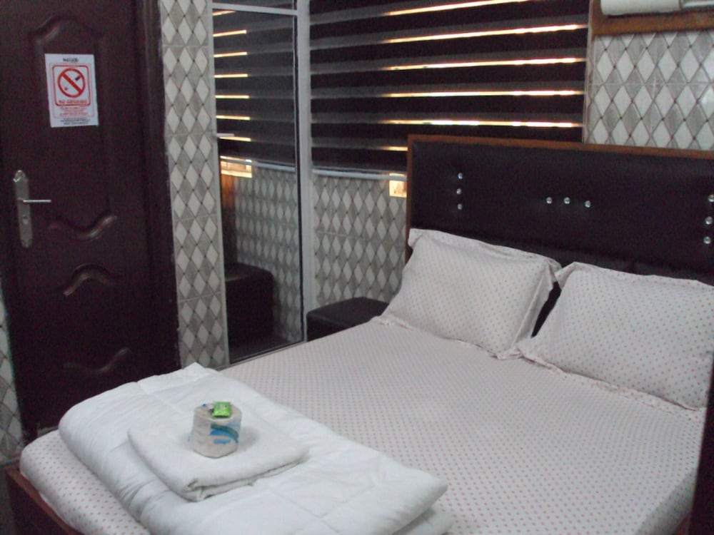 Standard Room photo 3