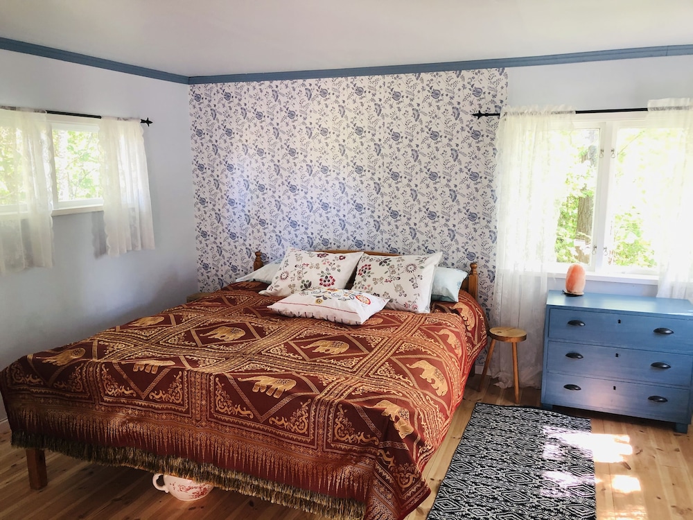Cottage photo 1