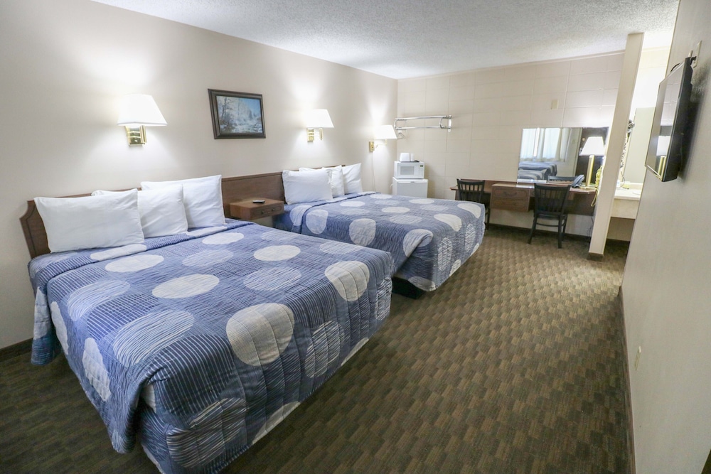 Family Triple Room, 2 Bedrooms photo 1