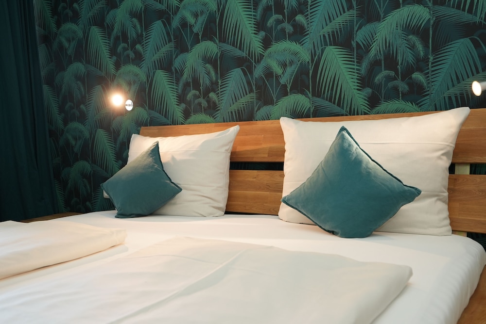 Twin Room - Photo 6