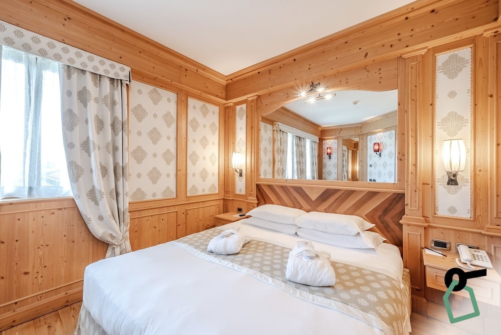 Classic Double or Twin Room