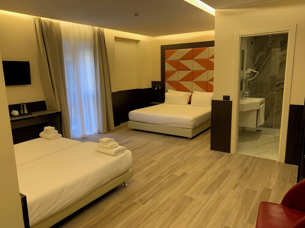 Junior Double or Twin Room, Non Smoking, Air conditioning
