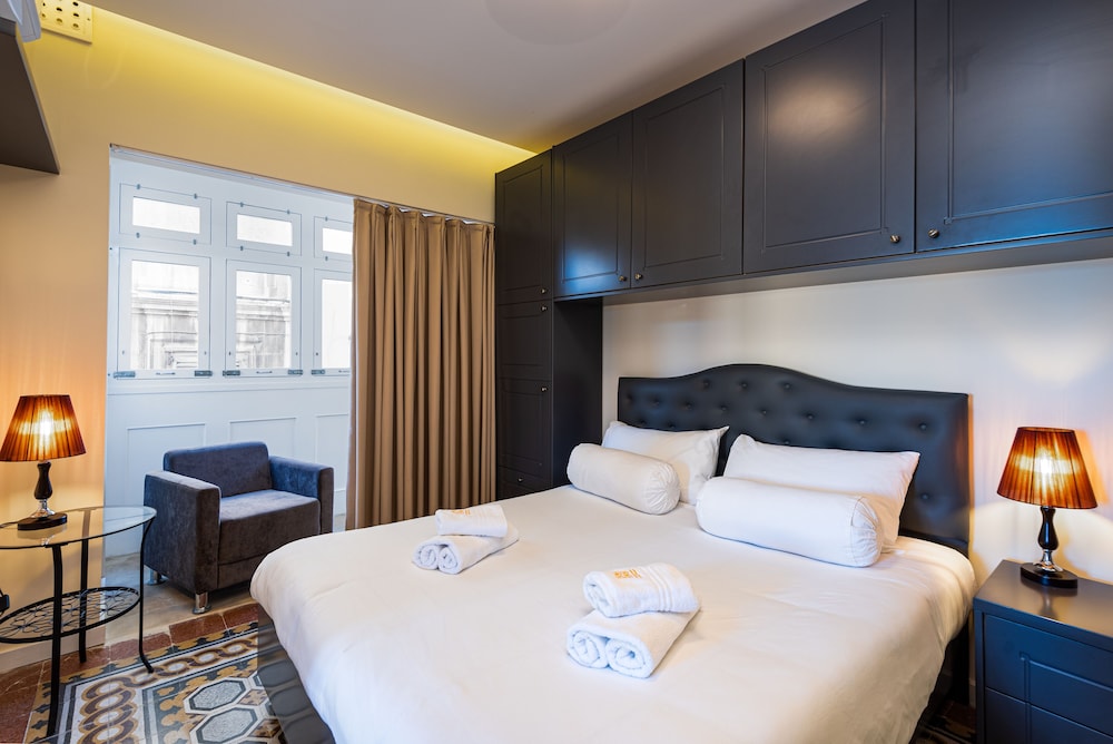 Deluxe Apartment, 1 Bedroom, Partial Sea View (Olive)
