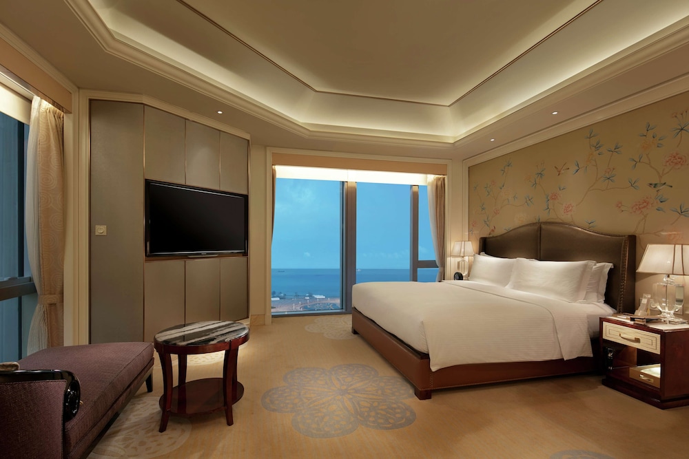 Executive Room, 1 King Bed, Sea View - Photo 3