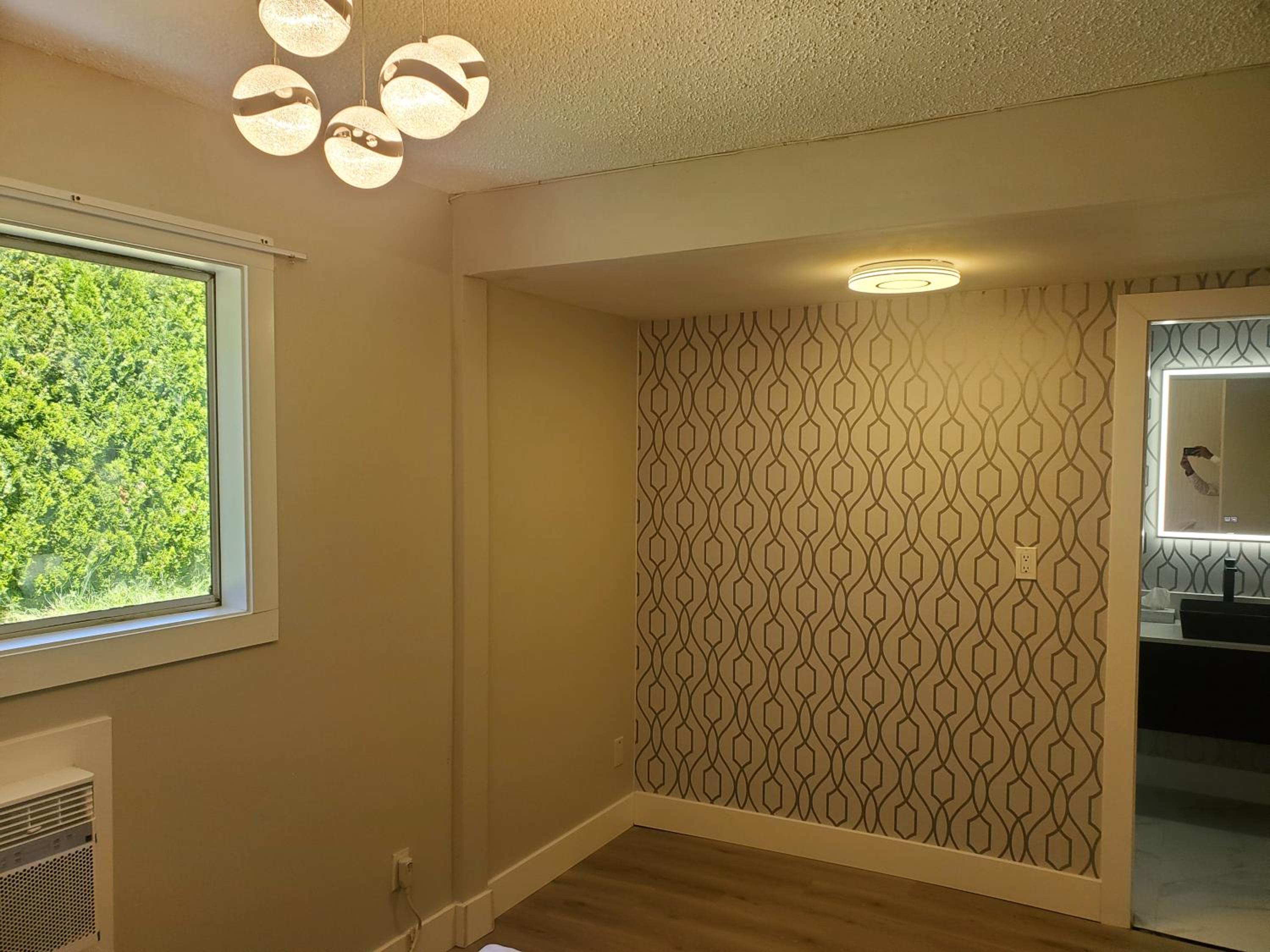 Deluxe King Room photo 3