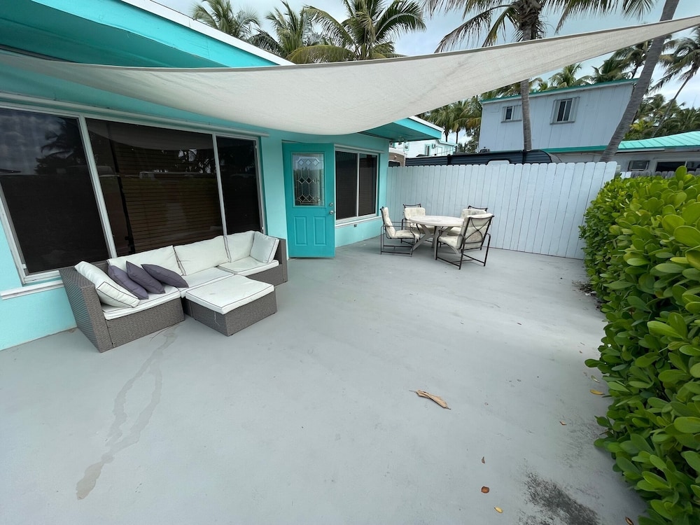Standard Duplex, 1 Bedroom, Non Smoking, Kitchen (Conch House South) photo 3