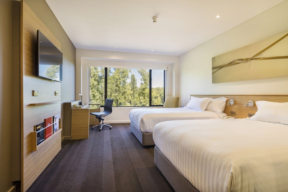 Standard Room, 2 Double Beds, City View - Photo 9