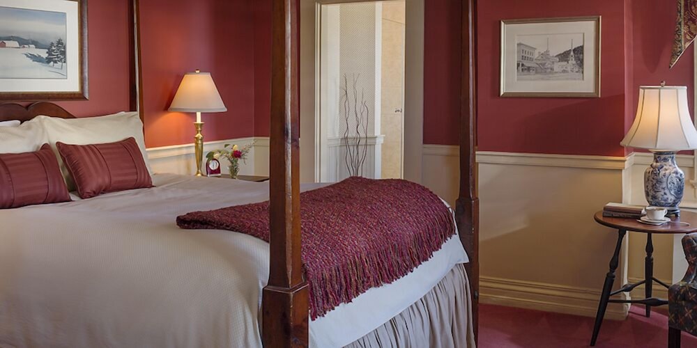 Classic Room, 1 Queen Bed, Balcony