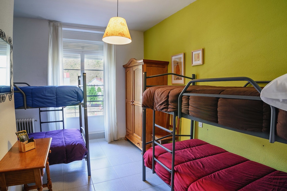 Standard Quadruple Room photo 3