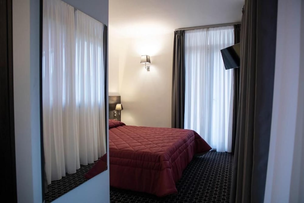 Superior Double Room, Balcony photo 2