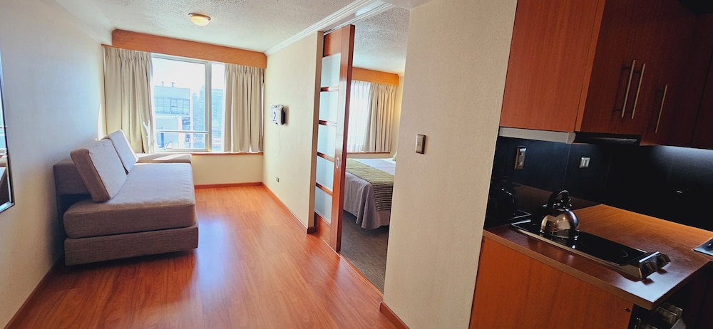 Superior Studio Suite - Photo 13