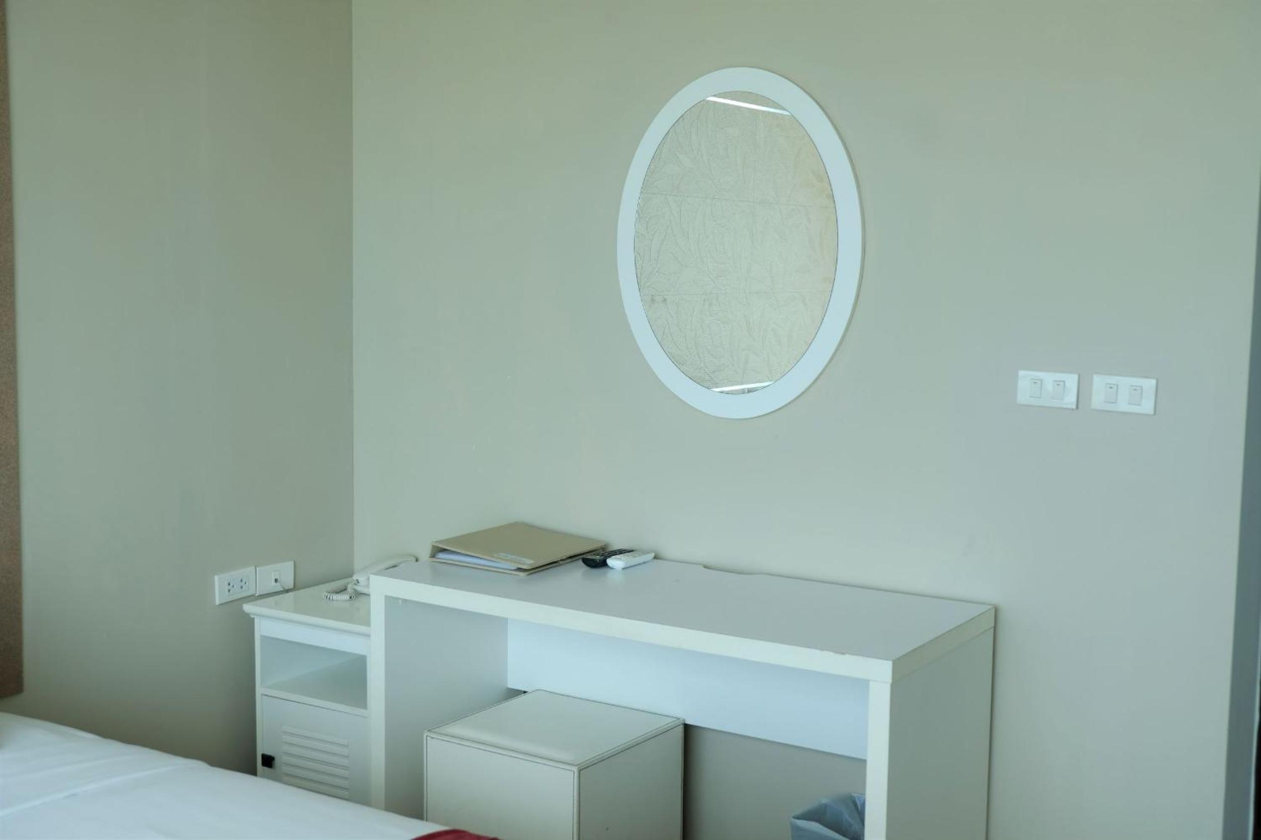 Suite with Sea View thumbnail 5