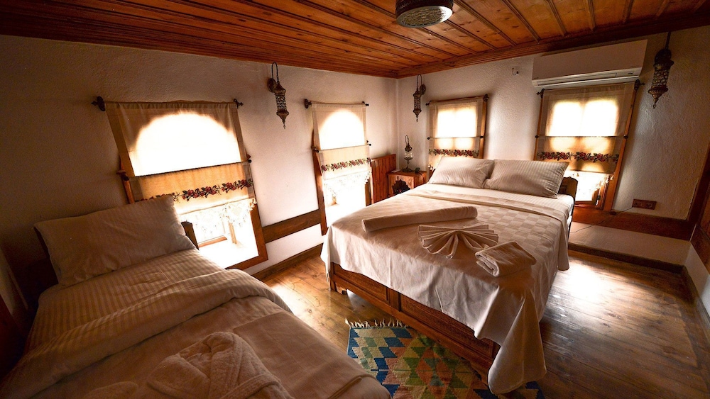 Standard Triple Room photo 1