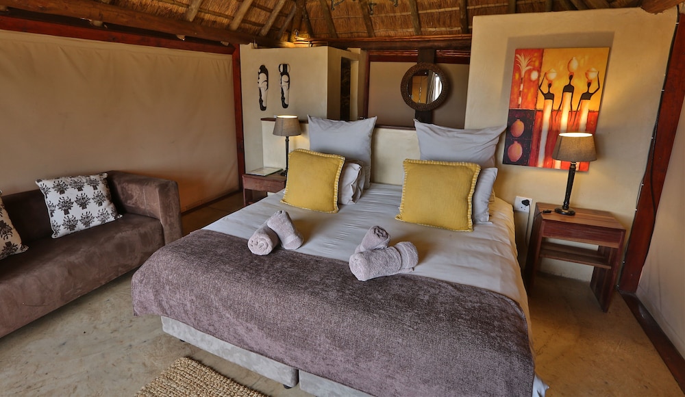 Luxury Double or Twin Room, 1 King Bed, Accessible, Terrace photo 3