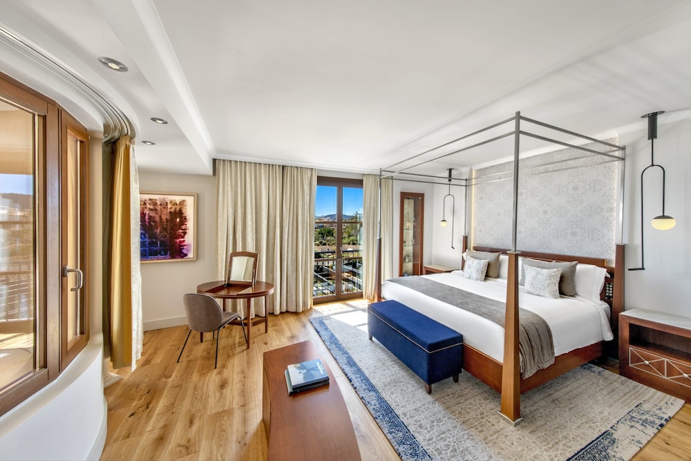 Suite, 1 Bedroom, Non Smoking, Balcony