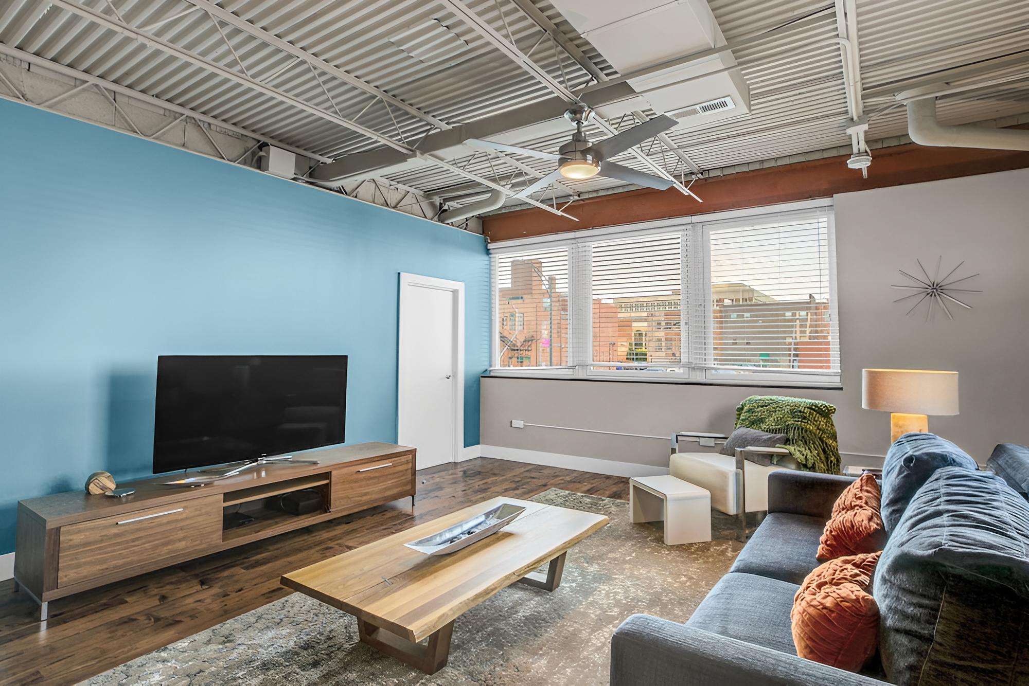 Signature Condo, City View photo 2