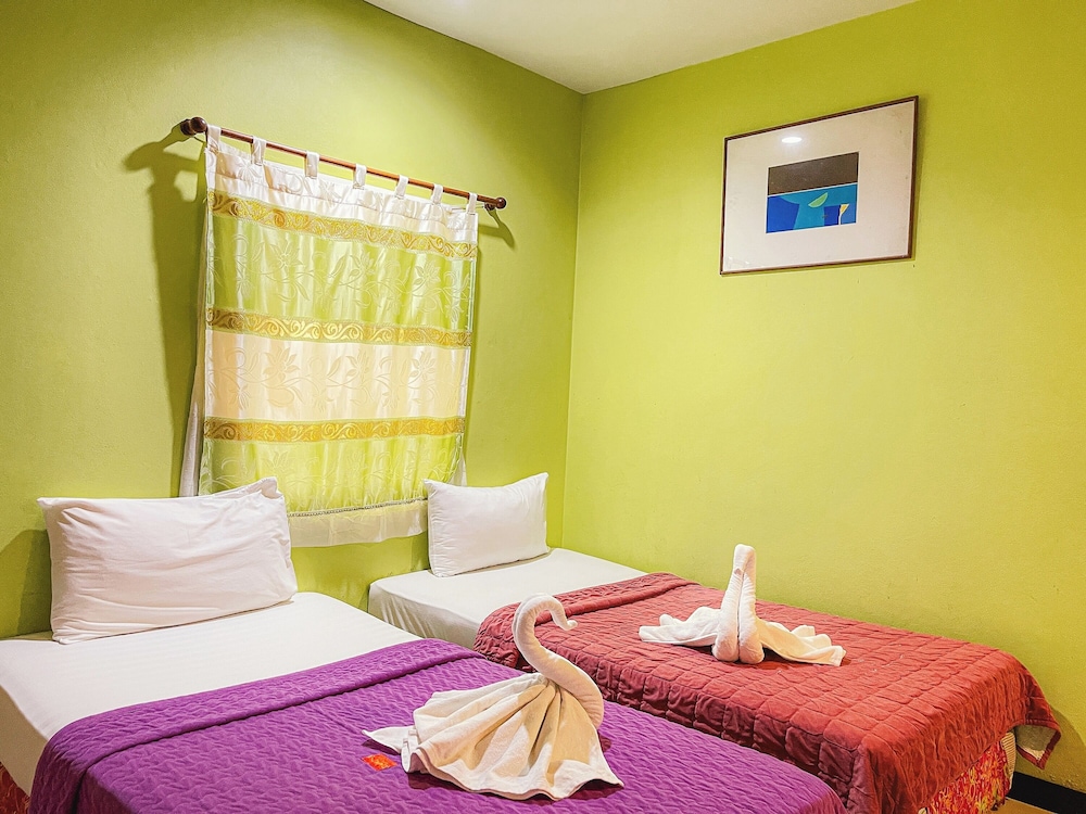 Standard Twin Room photo 2