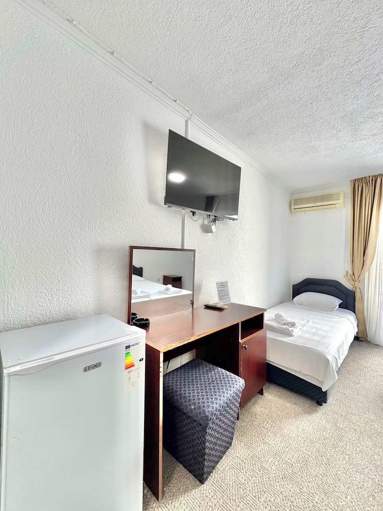 Comfort Triple Room, Balcony