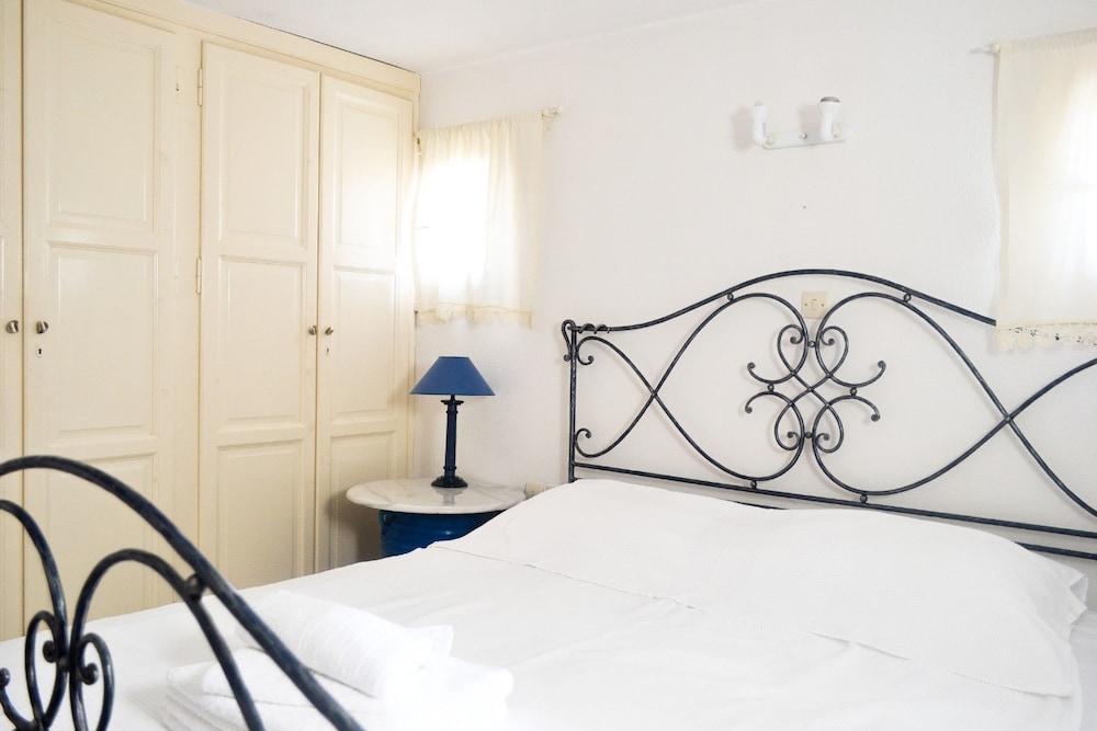House, 4 Bedrooms