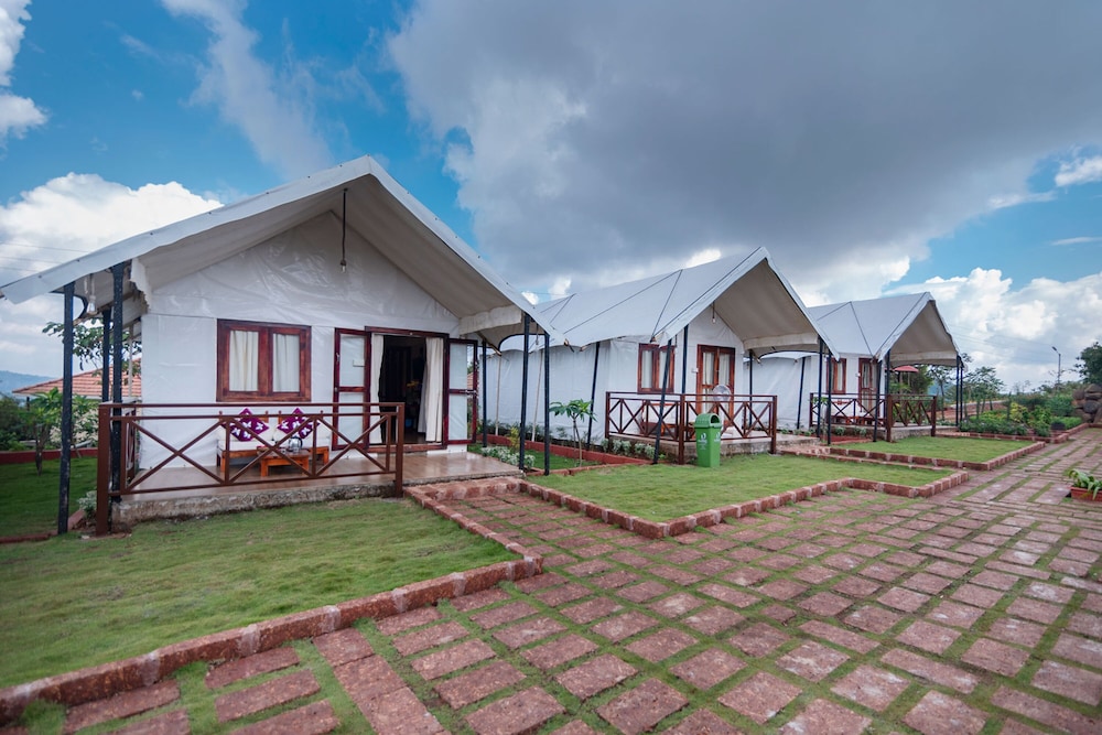 Luxury Tent photo 2