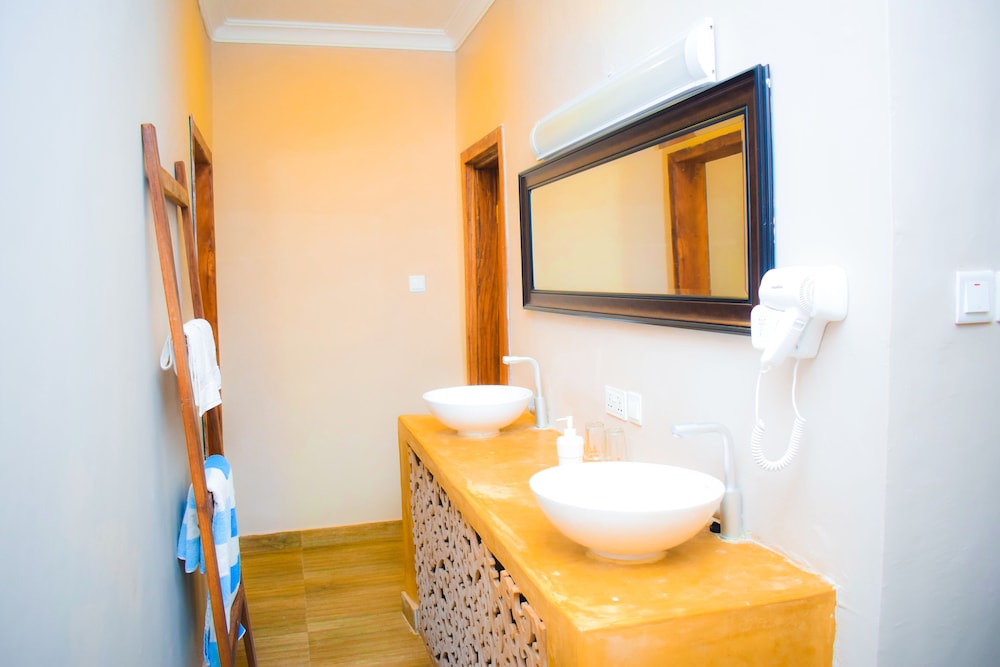 Standard Double Room, 1 Bedroom, Non Smoking, Pool View photo 2