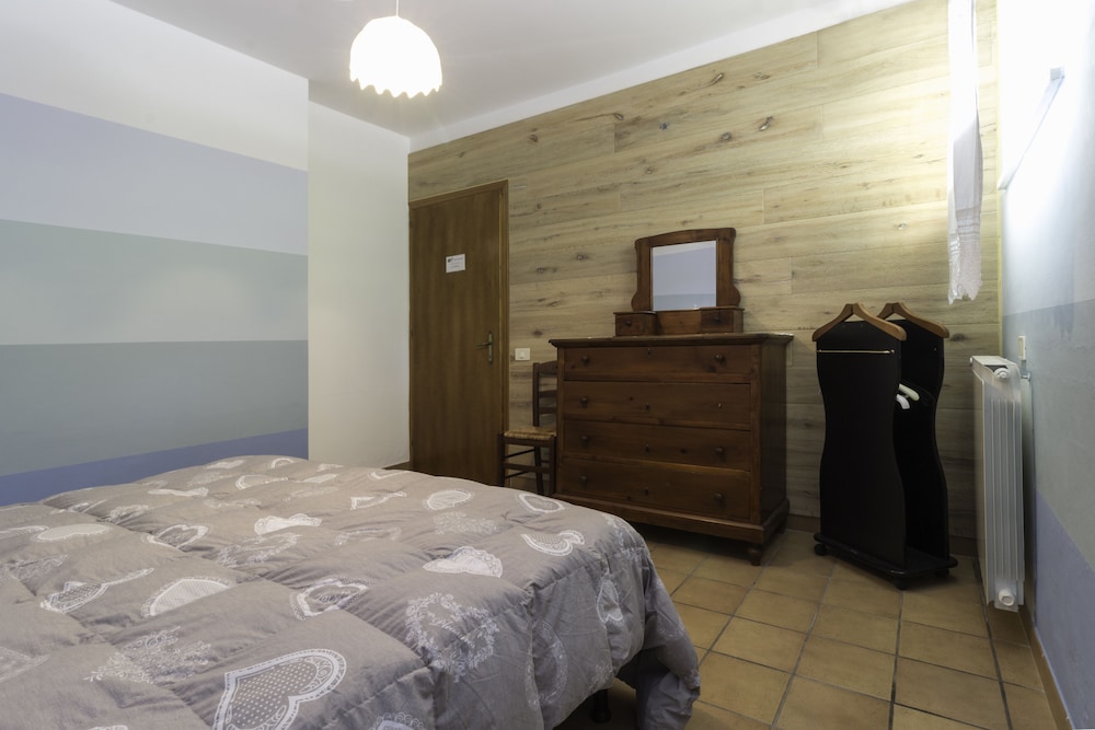 Standard Studio, Kitchen