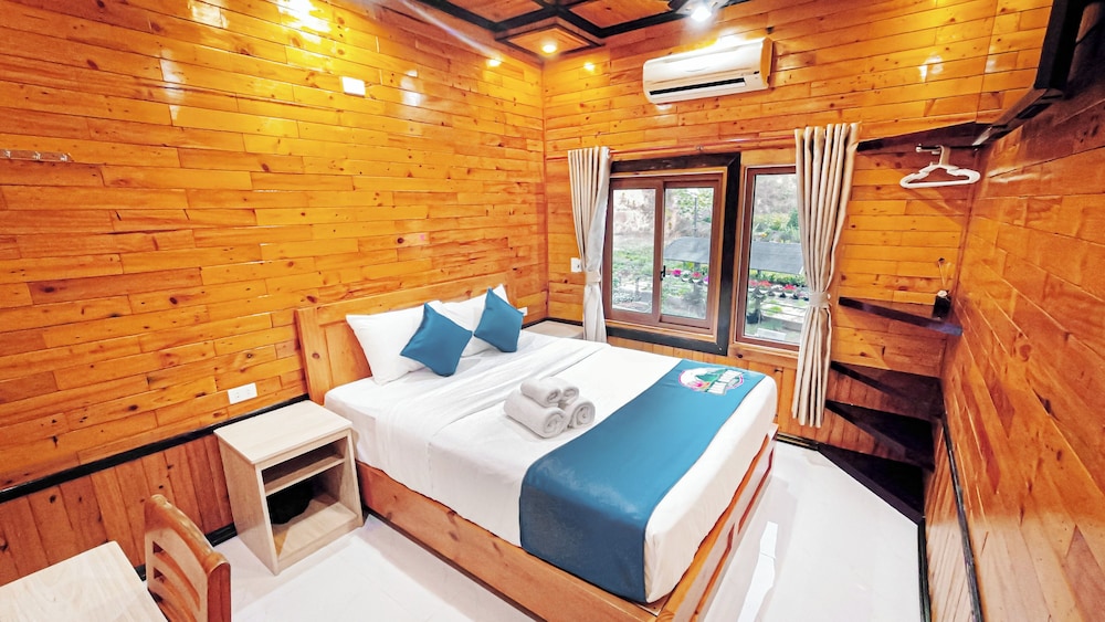 Deluxe Bungalow, Mountain View photo 3