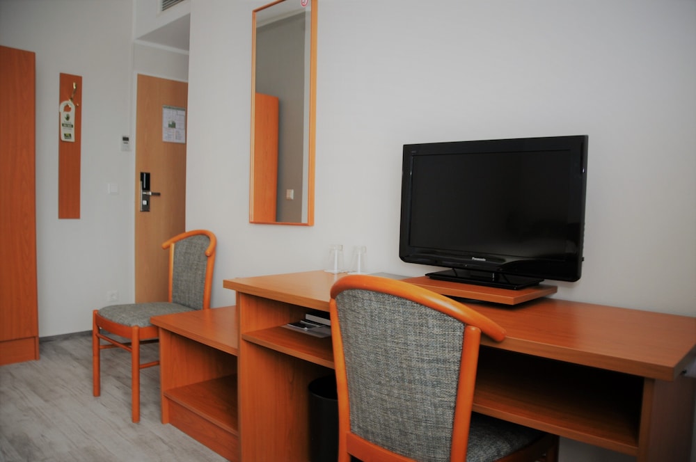 Single Room photo 3