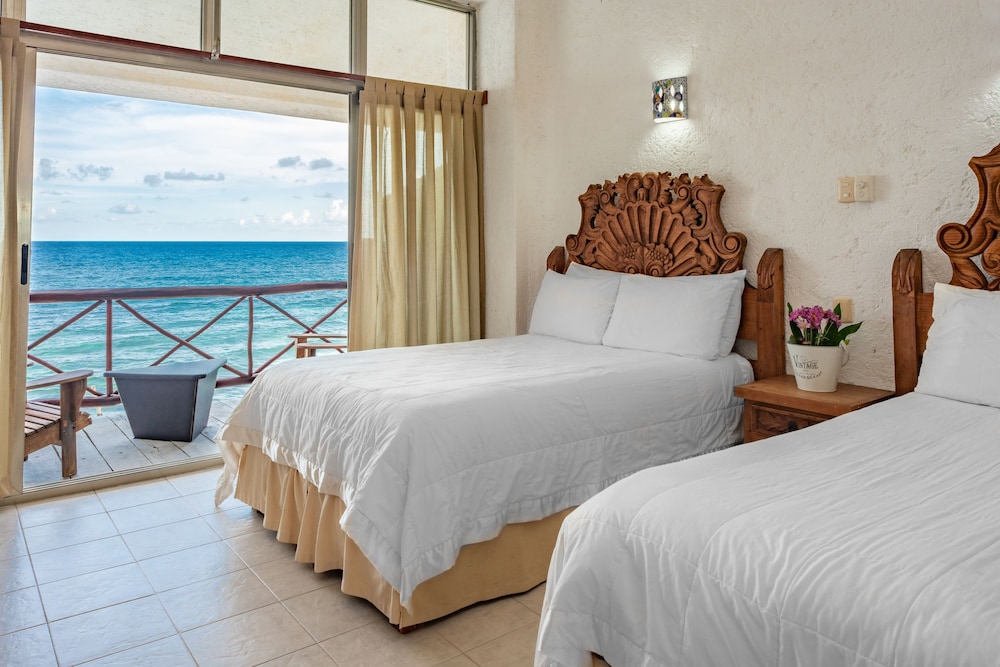 Superior Room, 2 Queen Beds, Ocean View