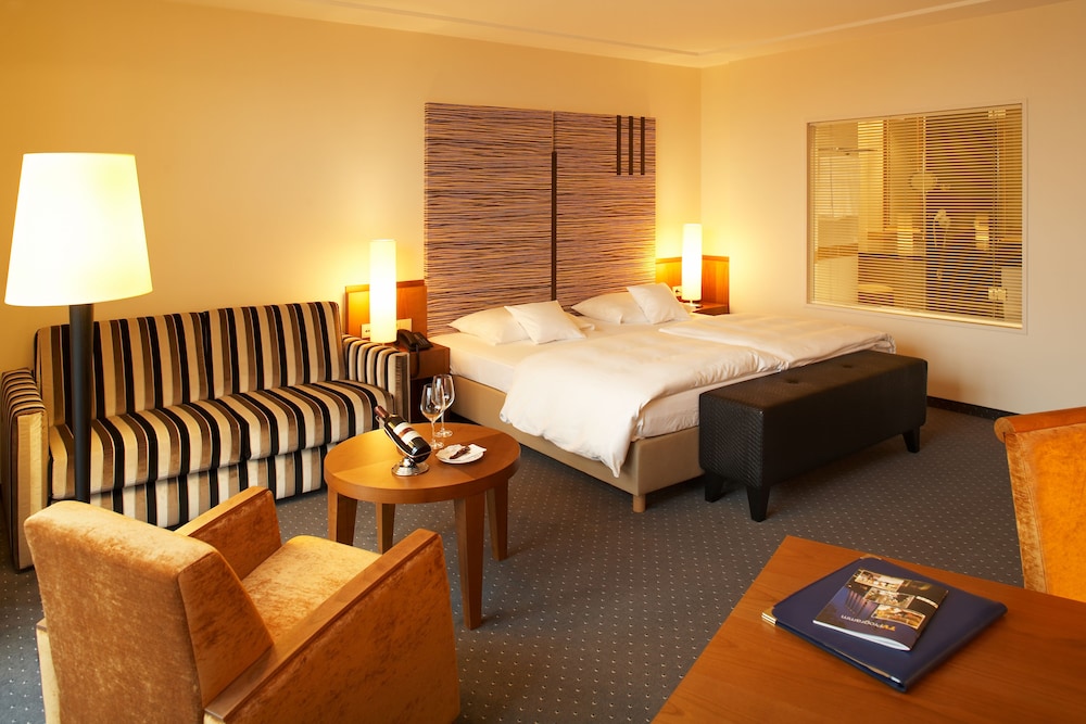 Deluxe Room, 1 Double Bed (Quiet Location)