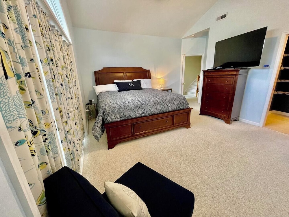 Townhome, Multiple Beds, Patio, Garden View