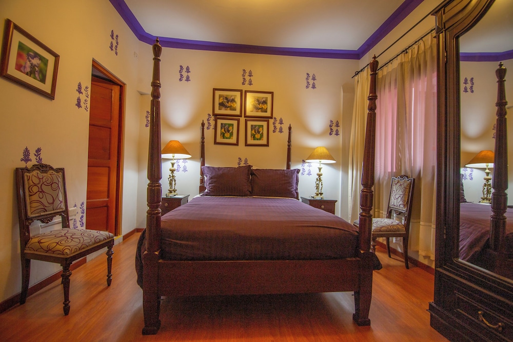 Standard Room photo 3