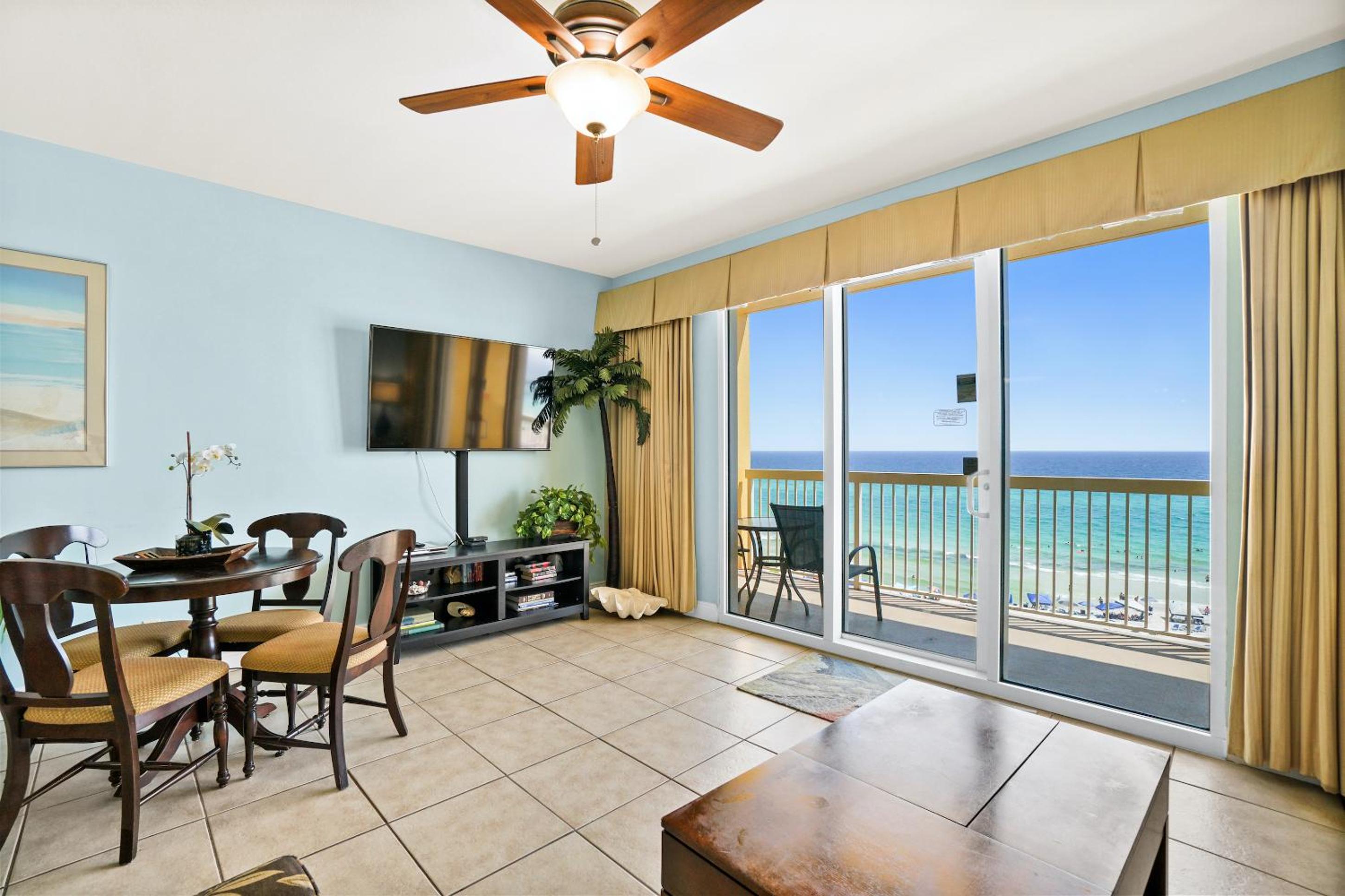 Apartment With Sea View
