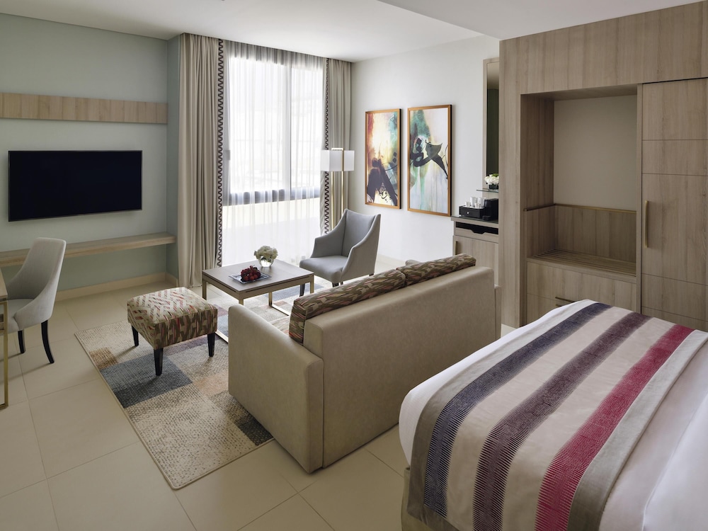 Residence Studio with 1 King Bed or 2 Twin beds , City Side