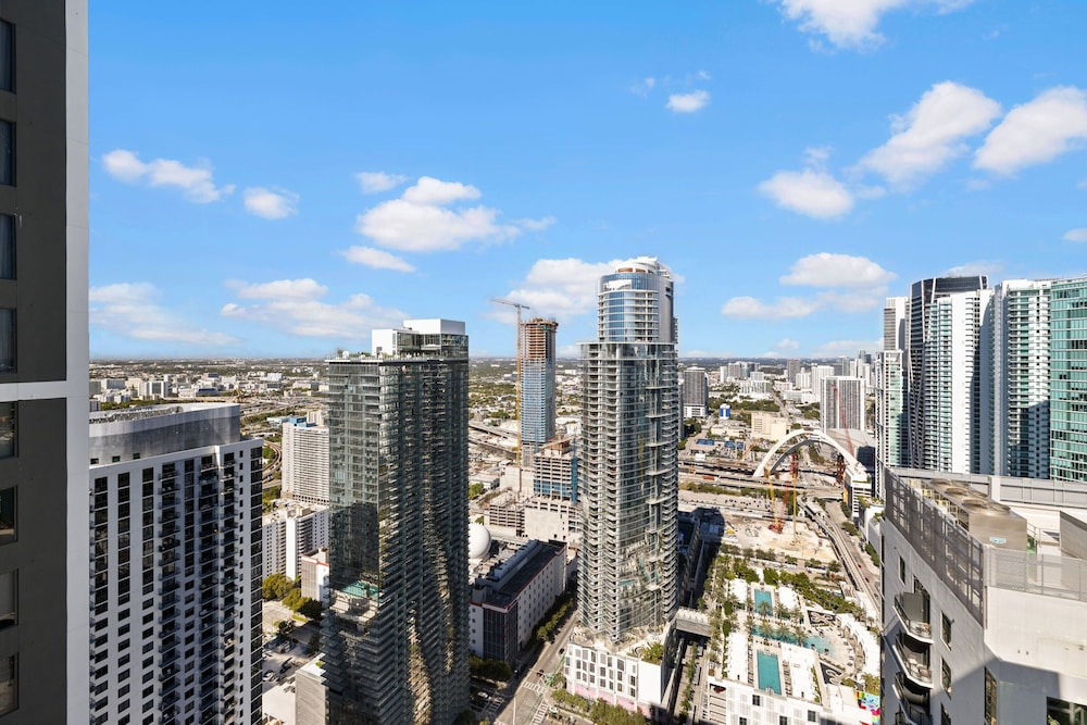 Luxury Apartment, 1 Bedroom, City View photo 3