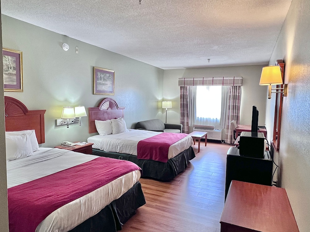 Suite, 2 Queen Beds, Non Smoking photo 1