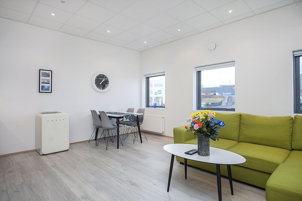 Blue Mountain Apartments- Family Studio photo 1