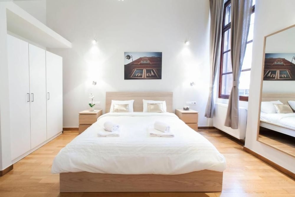 Deluxe Apartment, 1 Bedroom, Balcony (2B)