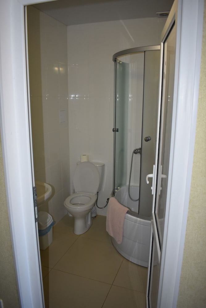 Standard Triple Room photo 2