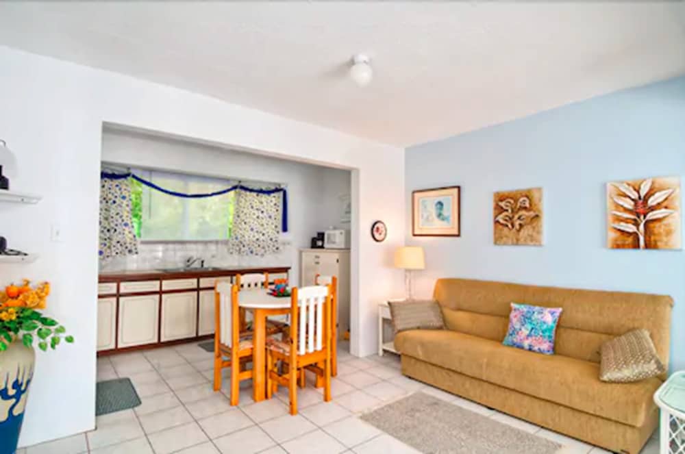 Single Room (Palm Tree) photo 2