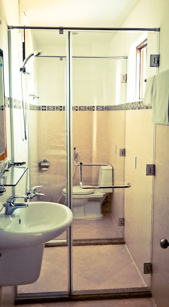 Grand Triple Room photo 2