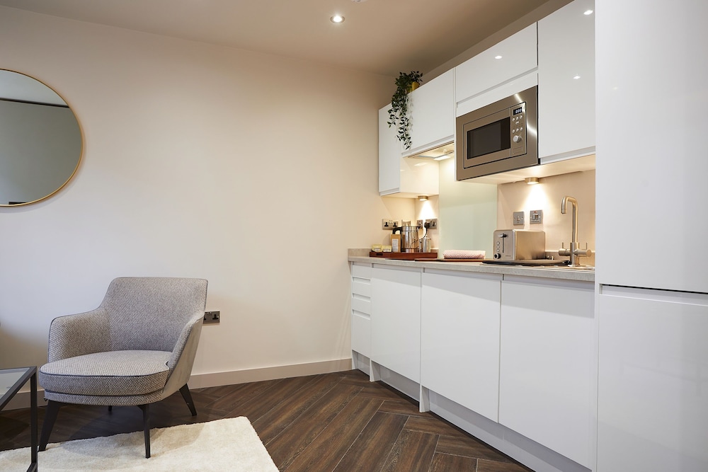 City Studio, 1 Double Bed, Kitchen photo 3