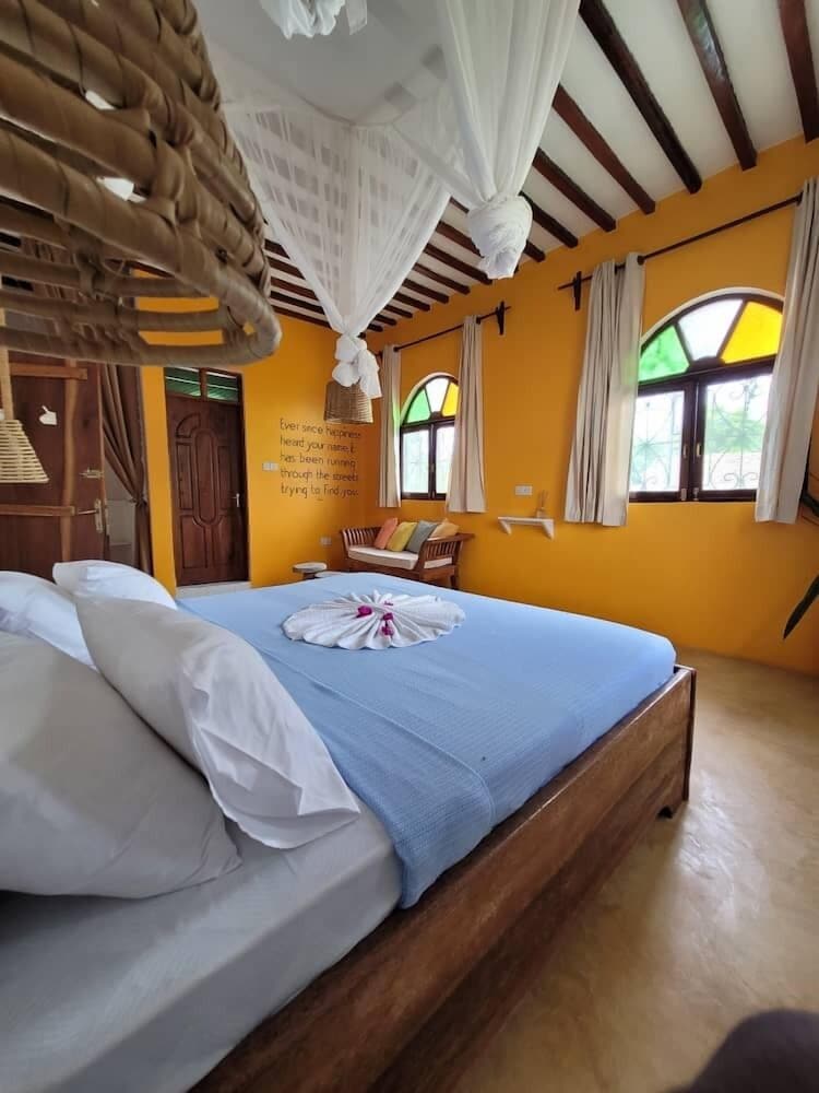 Deluxe Twin Room, Courtyard View