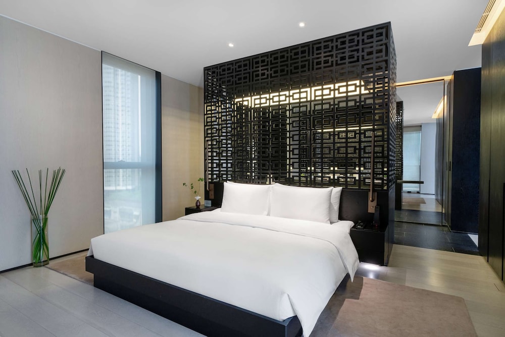 Deluxe Temple Suite